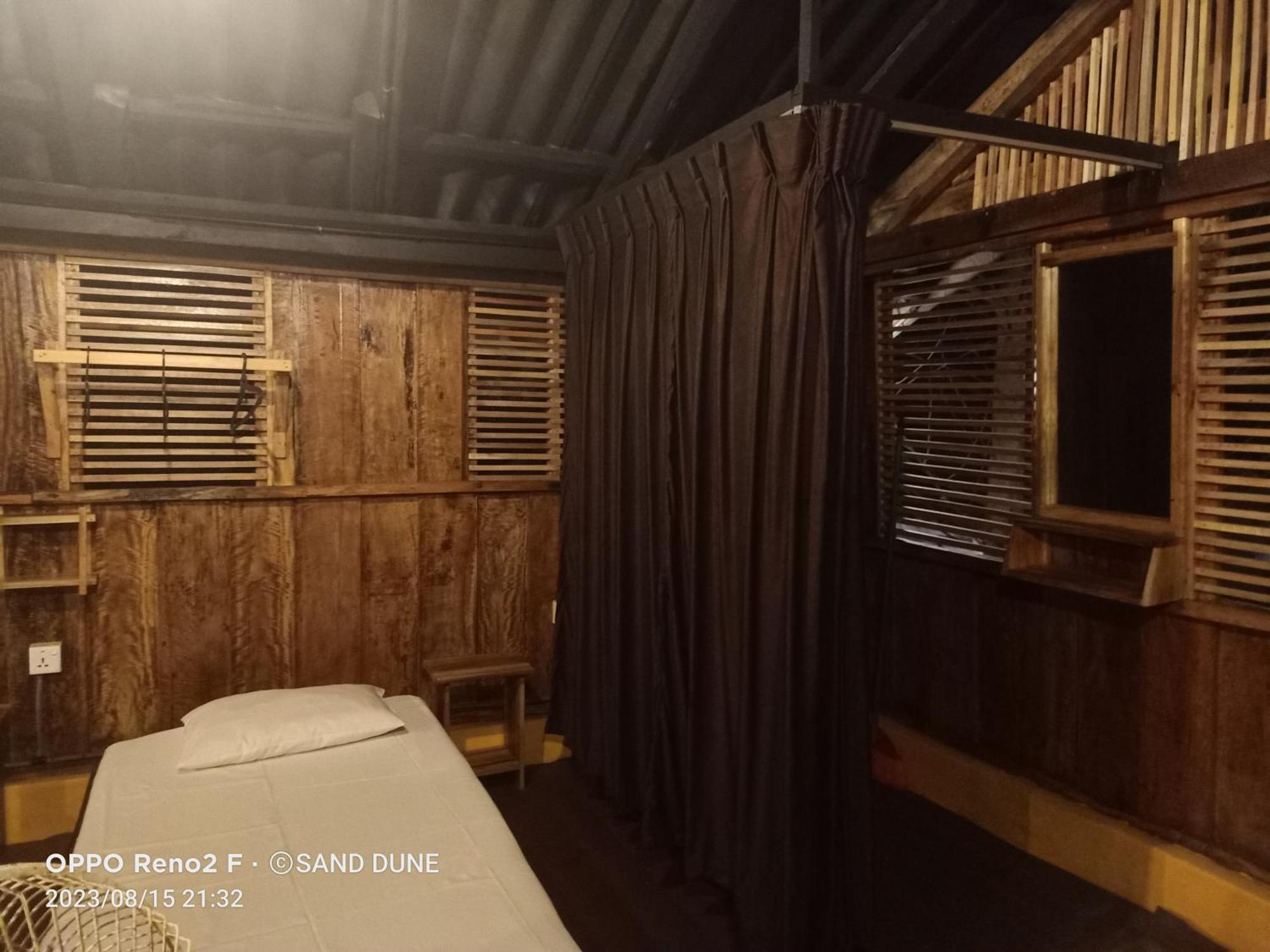 Sand Dune Beach Resort & Surf Camp Аругам Экстерьер фото