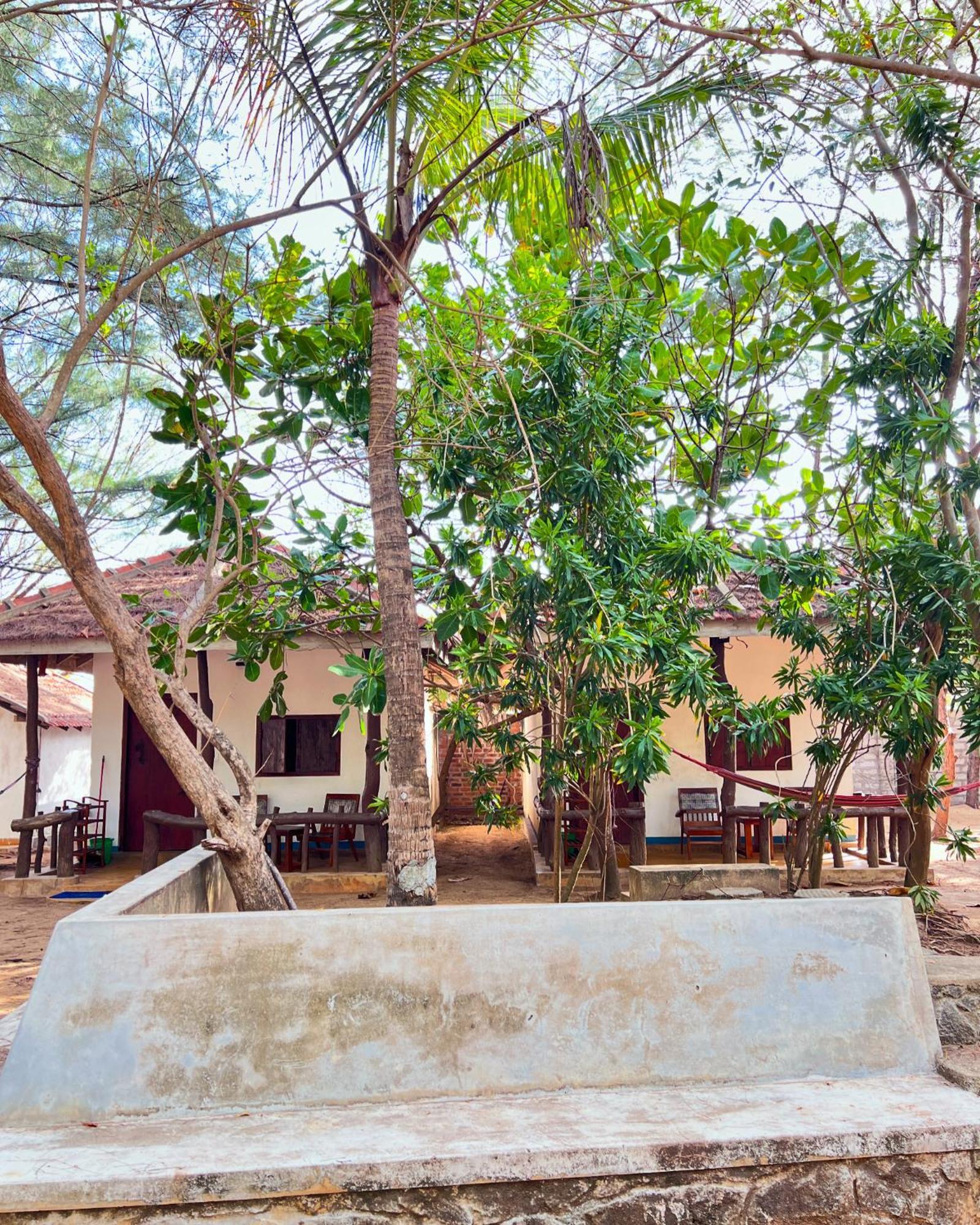 Sand Dune Beach Resort & Surf Camp Аругам Экстерьер фото